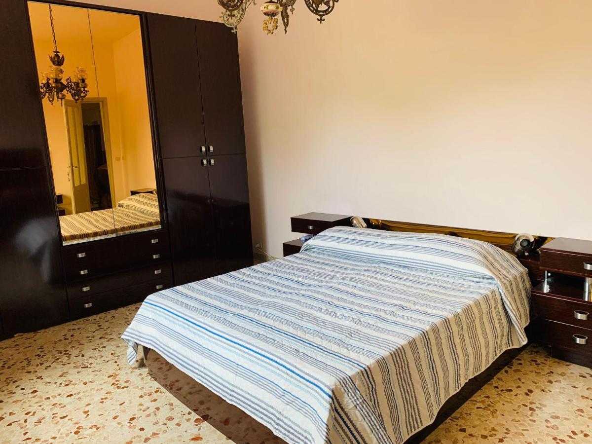 Апартаменты Li Vigni House Кустоначи Экстерьер фото